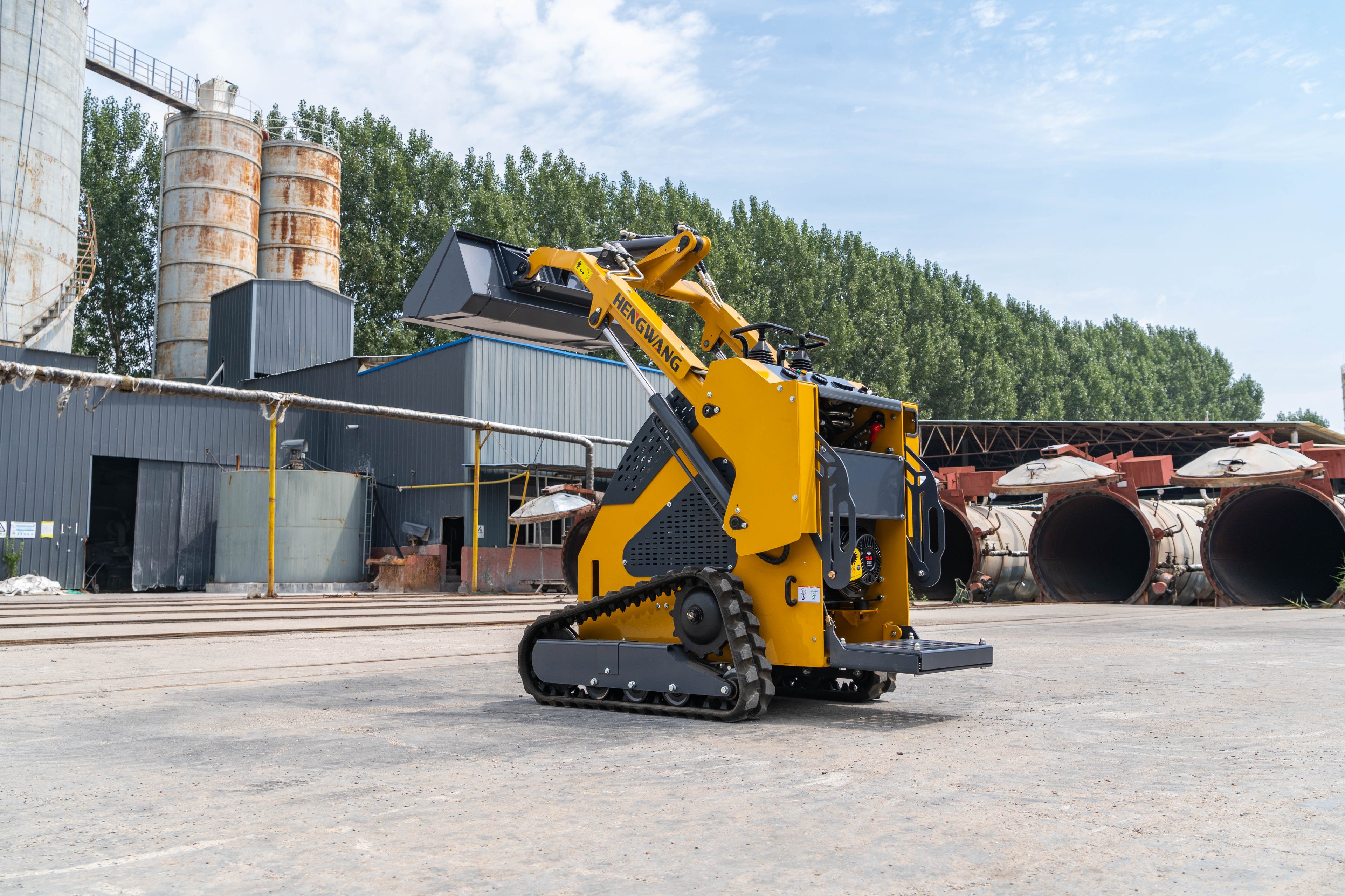 HW-T360 skid steer loader. Please contact customer service for pricing details.