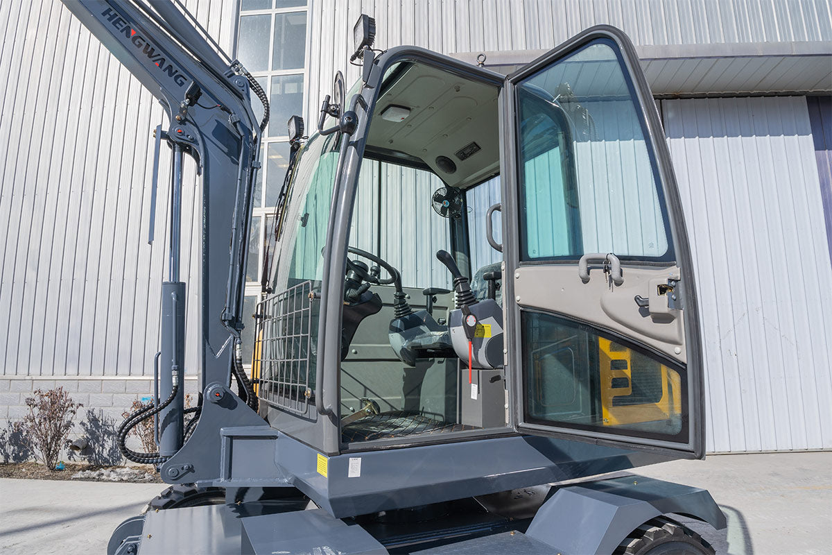 HWL40 wheeled excavator.Please contact customer service for pricing details.